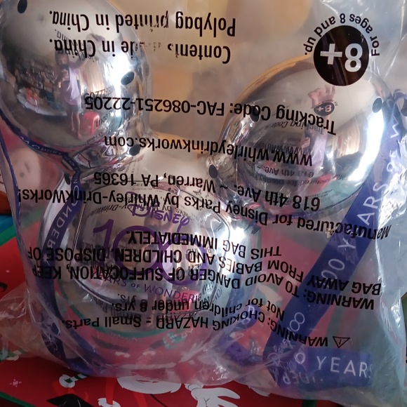 Disney 100 Years of Wonder Mickey Balloon Popcorn Bucket - Picture 5 of 6